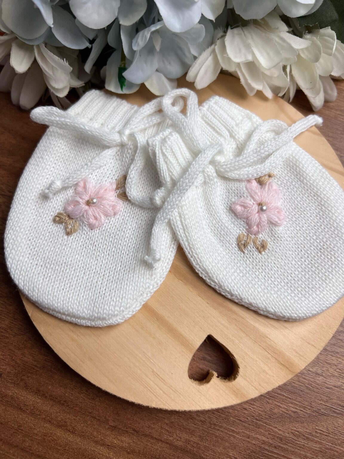 Kit Luvas com Bordado à mão - Branca - Imagem 2