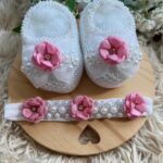 Sapatinho e Faixinha Fabi - Branco com Rosê