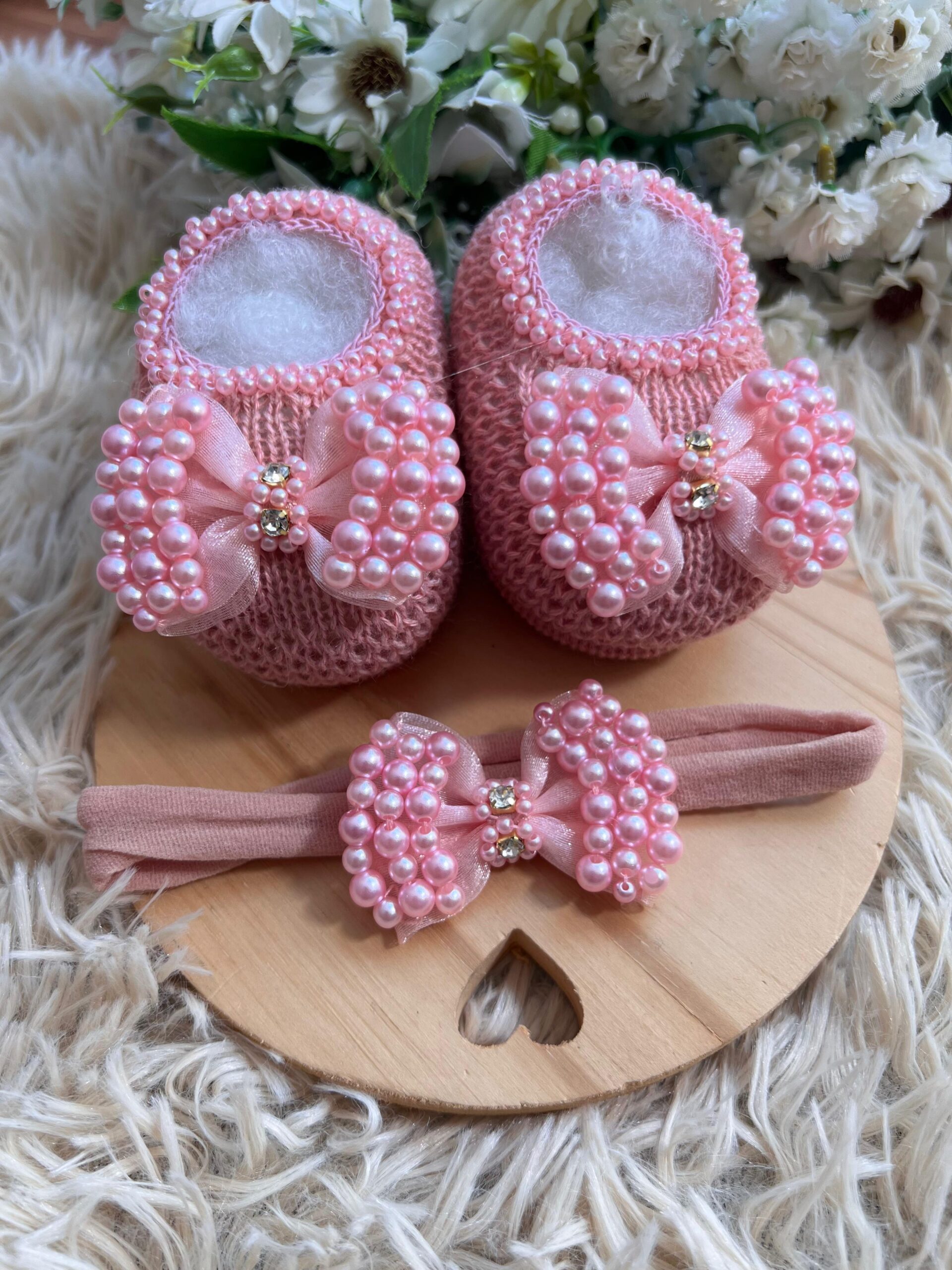 dea797c43a431de61e40d2677b6ad7d9.jpg Sapatinho e Faixinha Gigi - Rosê - Imagem 1