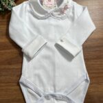 Body Rococó Lateral - Rosa Bebê com Rosê