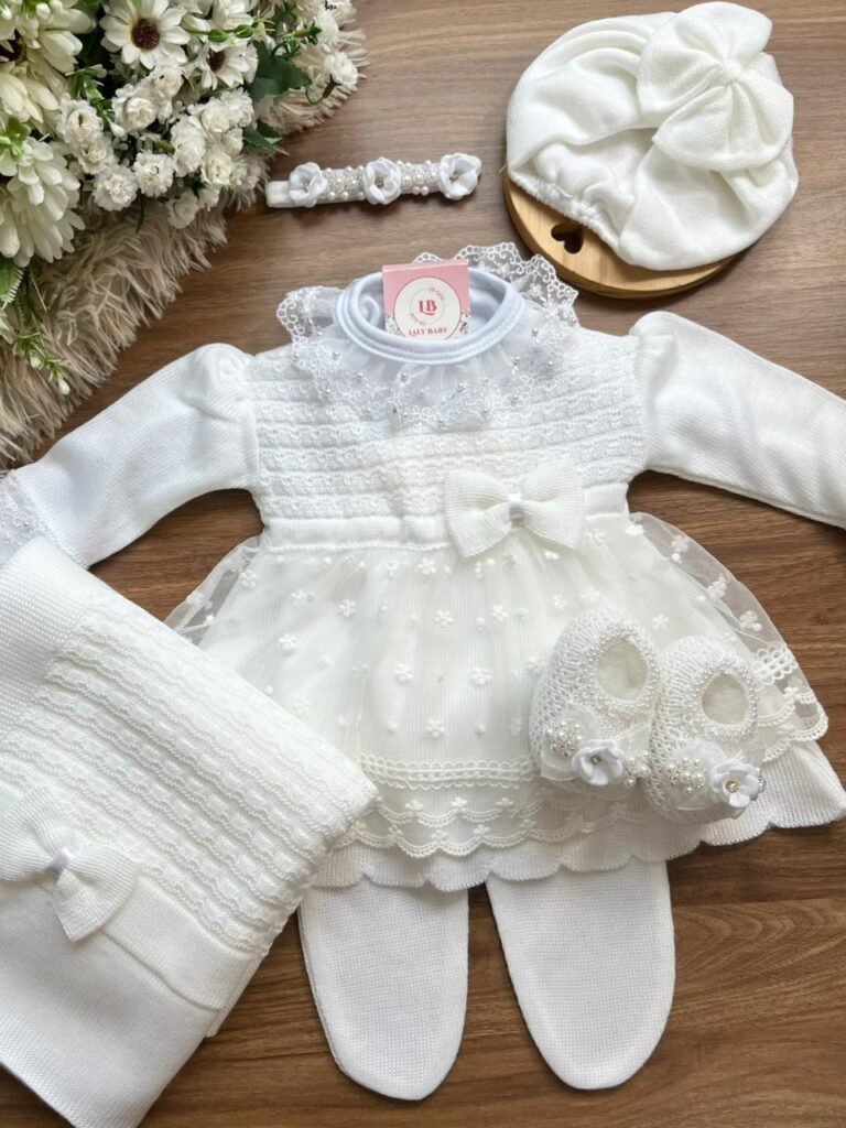 e819e38fd6d9ddddb11765d2de310a09 - Laly Baby